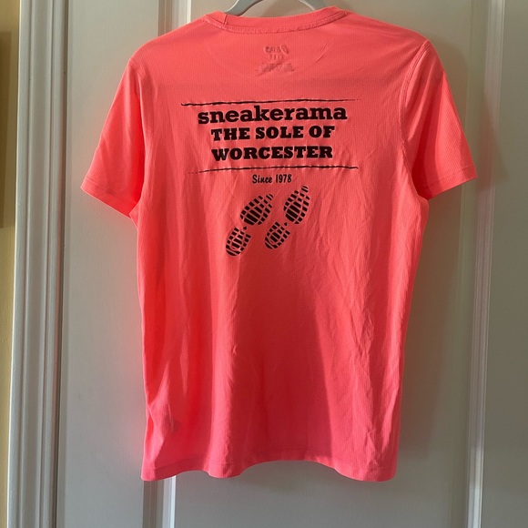 ASICS Women’s Shirt - Picture 3 of 6